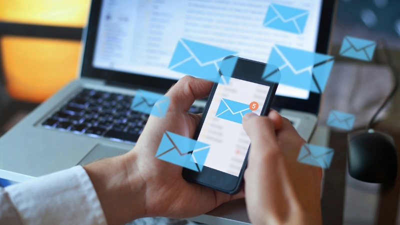 Ilustración características email marketing