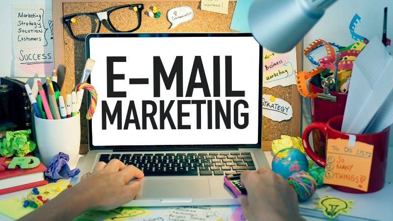 Ilustración estrategia email marketing